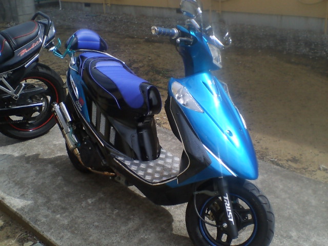 D1000118.jpg(98670 byte)